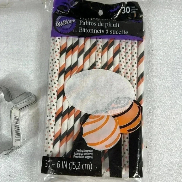 Halloween 8 baking items **see below** - Picture 2 of 8